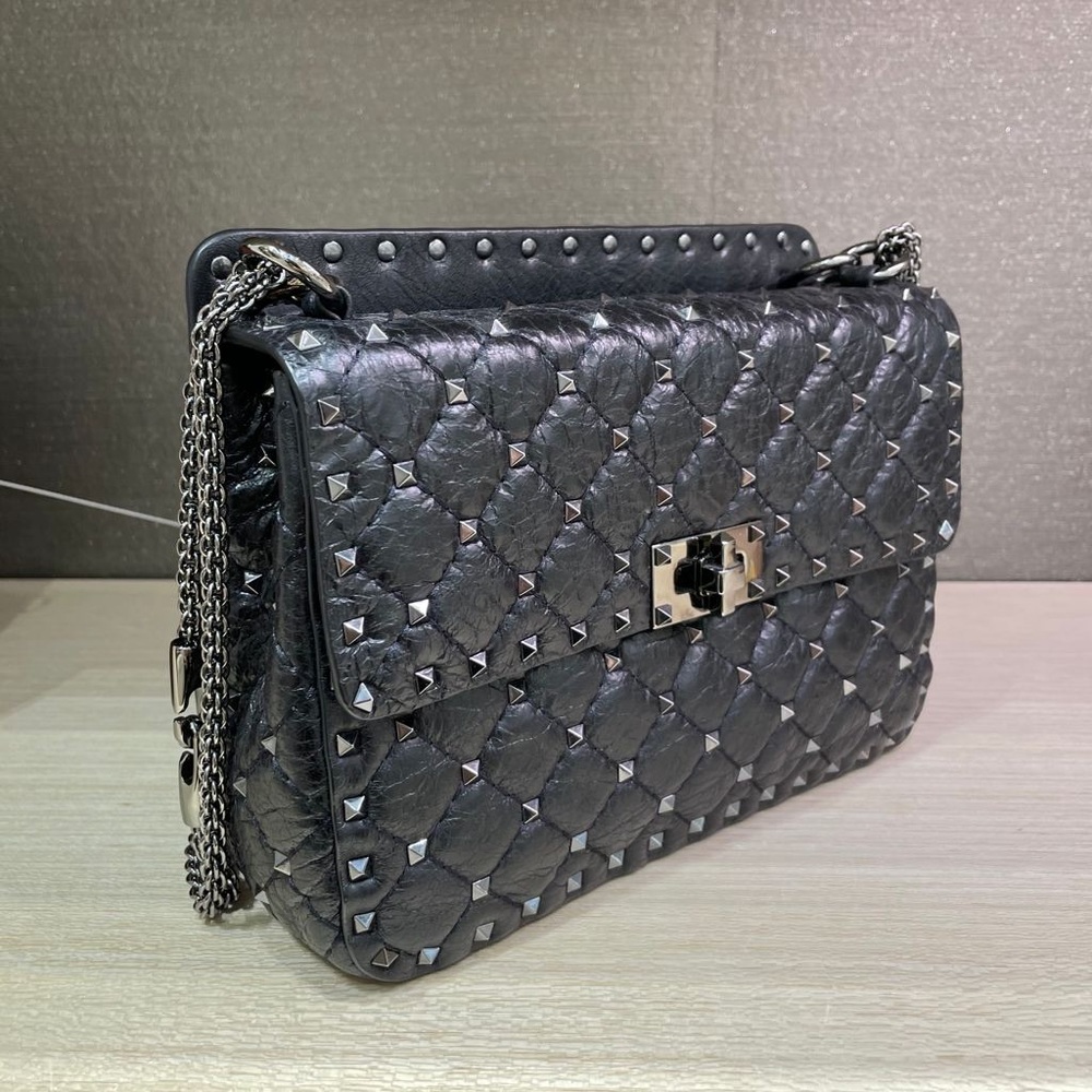 VALENTINO MEDIUM ROCKSTUD LEATHER CHAIN BAG